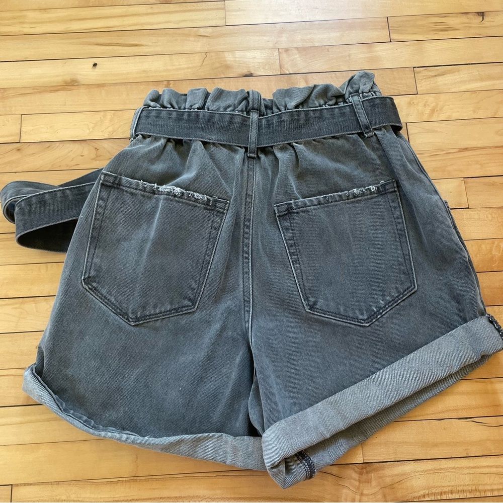 VERVET Women's Size S w26 Charcoal Gray High Rise Belted Paperbag Mom Shorts - Picture 7 of 10